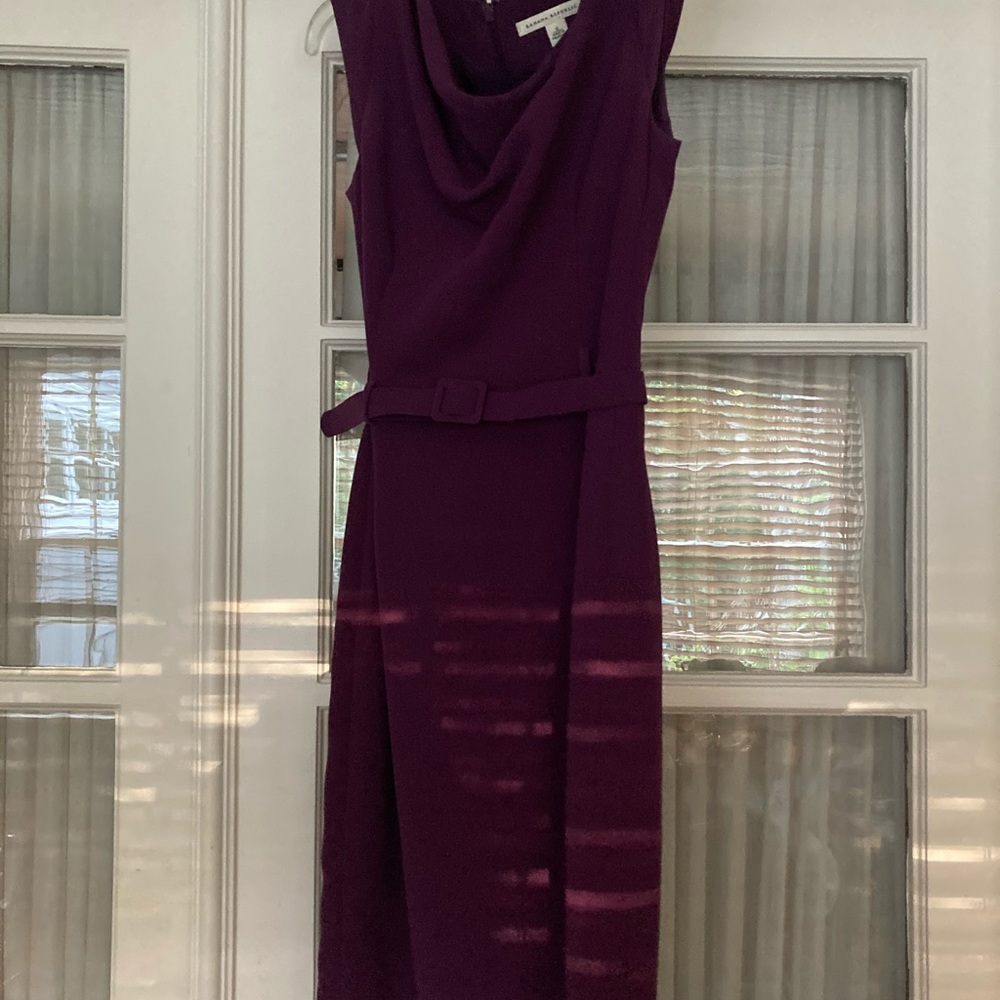 Dress - Picture 3 of 3